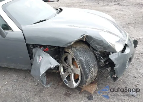 2009 Pontiac Solstice Gxp z USA, uszkodzony, nr VIN 1G2MF35XX9Y100097